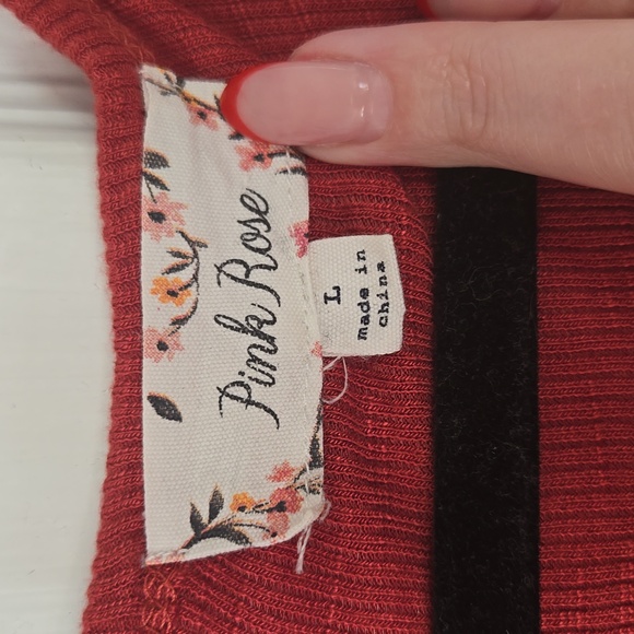 Button tshirt - Picture 2 of 5